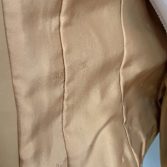 Chanel Leather skirt suit with rose gold detailing - Picture 9 of 10